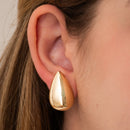 BRINCO GOTA DOURADO LISO (2,6CM X 1,6CM)