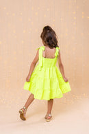 Vestido Blogueirinha Verde Neon Cerejinha