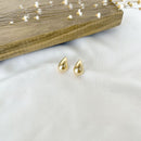 BRINCO GOTA DOURADO LISO (1,4CM X 1CM)
