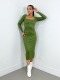 Vestido Feminino Midi em Ribana Manga Longa Decote Quadrado Eduarda Ref. 1462