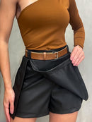 Shorts Saia Feminino em Courino com Fenda e Cinto Thuany Ref. 1485