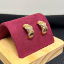 BRINCO MEIA ARGOLA CRAVEJADO X BANHADO A OURO 18K
