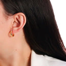 BRINCO DE ARGOLINHA ARTICULADA DETALHADA BANHADO A OURO 18K