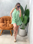 Conjunto em Crepinho Blusa Gola Boba e Shorts Saia Beatriz Ref. 1774