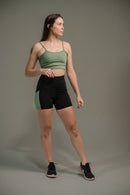 Short Feminino Meia Coxa com Bolso