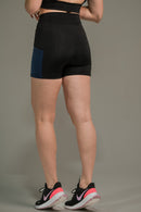 Short Feminino Meia Coxa com Bolso