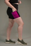 Short Feminino Meia Coxa com Bolso