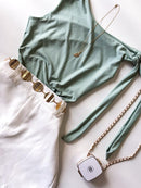 Cropped em Malha Romantic Zara com Amarração no Ombro Joana Ref. 1853