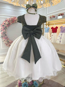 Vestido Infantil Verde Oliva Bordado Borboletas Dama Festa Luxo