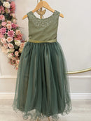 Vestido Infantil Longo Verde Oliva Damas de Honra Pérolas Luxo
