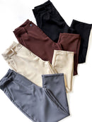 Calça em Alfaiataria Skinny Lorrana Ref. 1927