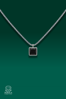 Colar Ponto Luz Quadrado Preto