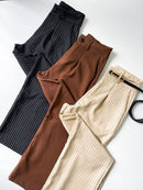Calça em Alfaiataria Pantalona Risca de Giz Ref. 1970